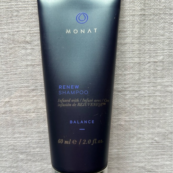 MONAT Renew shampoo - Picture 1 of 1
